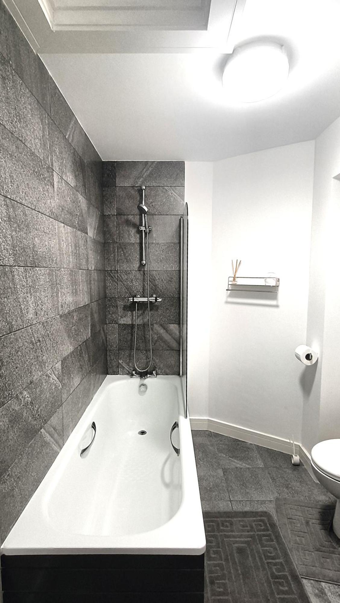 Ideal For Groups - Modern 2 Bedroom Apartment - Free Parking, Transit Links, Close To Stadiums Manchester Kültér fotó
