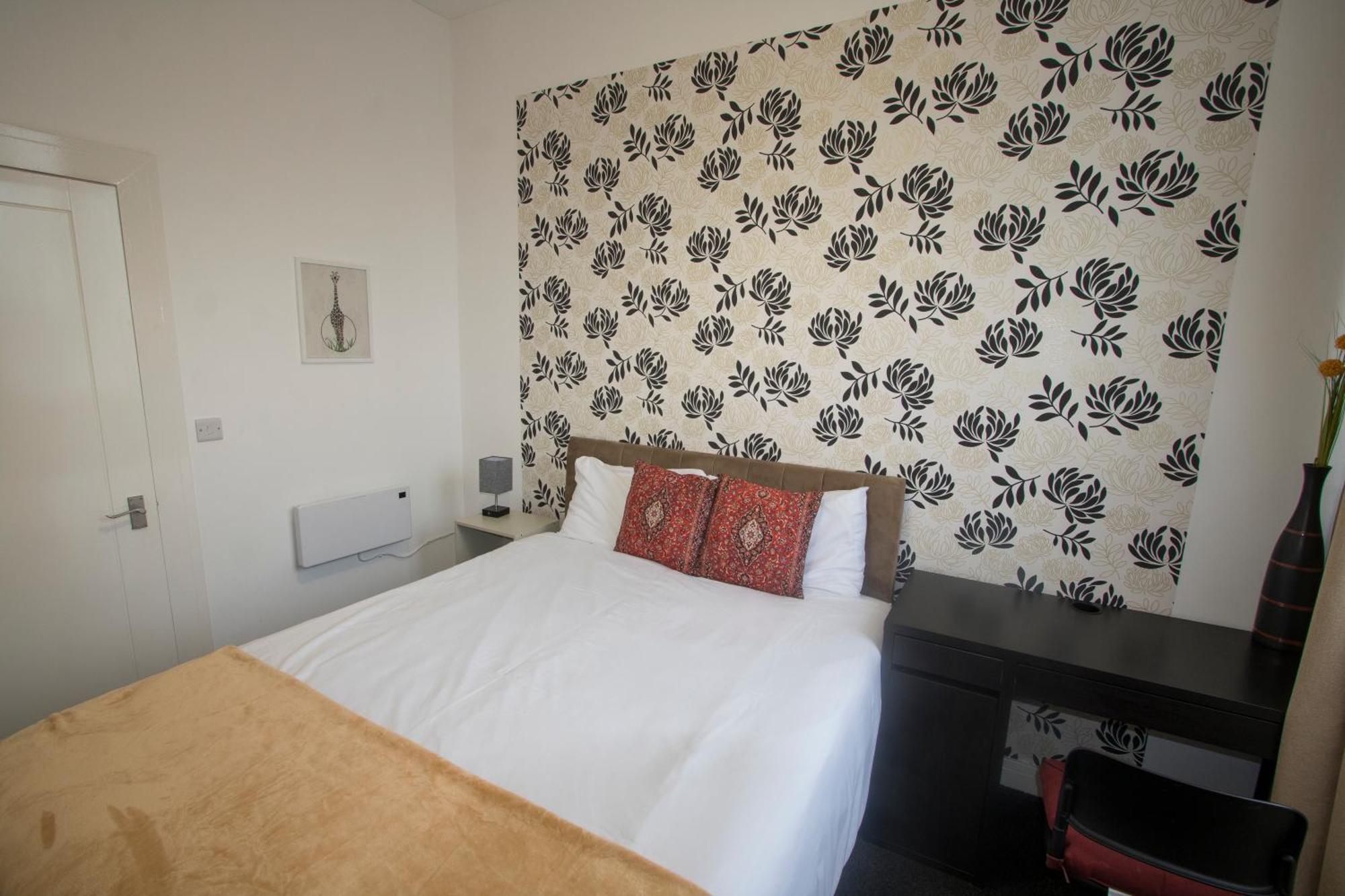 Ideal For Groups - Modern 2 Bedroom Apartment - Free Parking, Transit Links, Close To Stadiums Manchester Kültér fotó